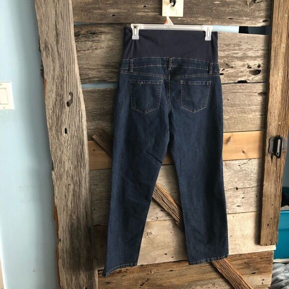 Thyme maternity size large dark wash jeans - Picture 3 of 6